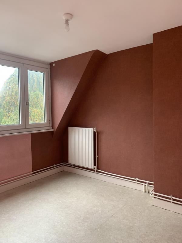 Maison - 83 m² - 4 pièces