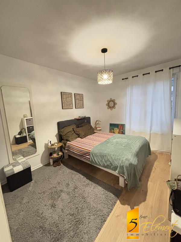 Appartement - 75 m² - 3 pièces