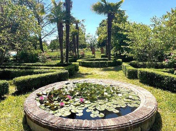 Château - 330 m² - 10 pièces