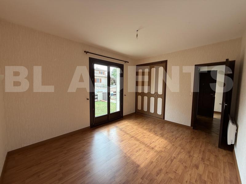 Maison traditionnelle - 140 m² - 5 pièces