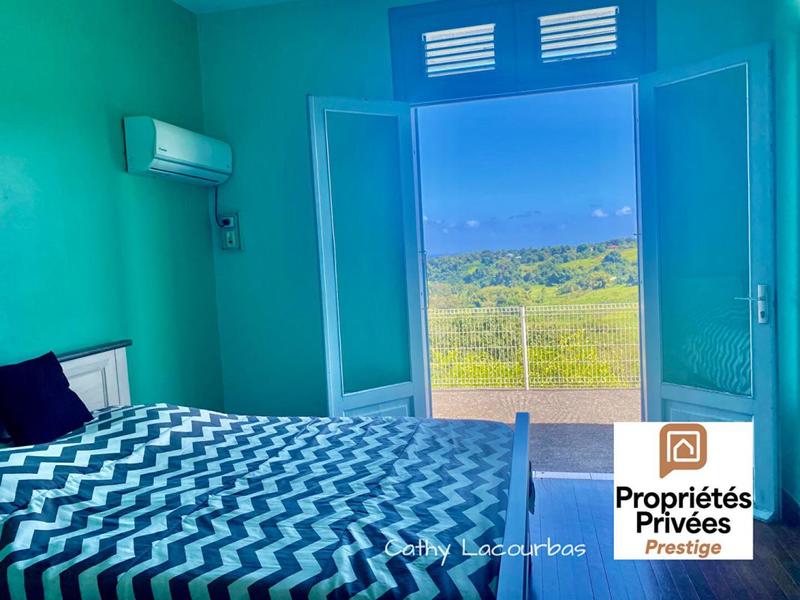 Villa - 276 m² - 8 pièces