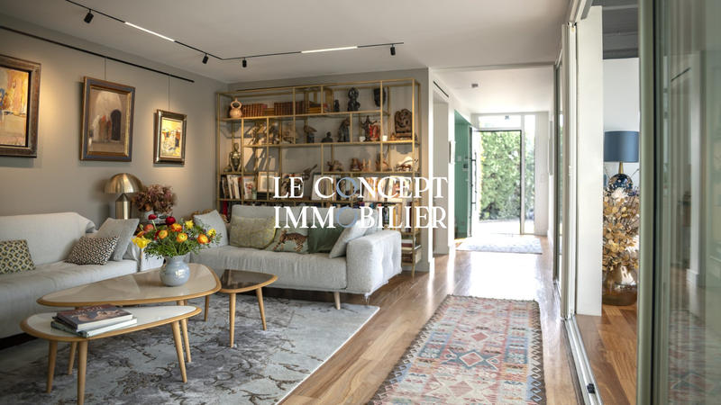 Maison contemporaine - 230 m² - 7 pièces