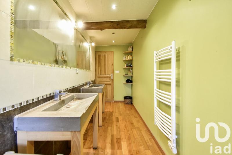 Maison - 178 m² - 5 pièces