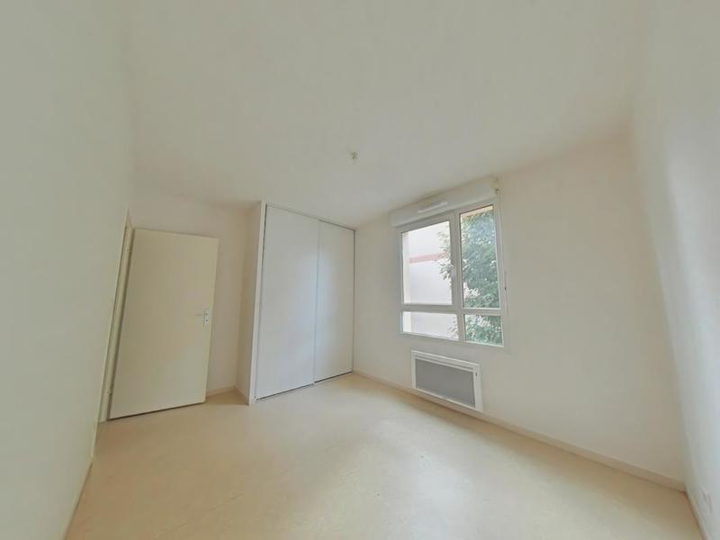 Appartement ancien - 83 m² - 4 pièces