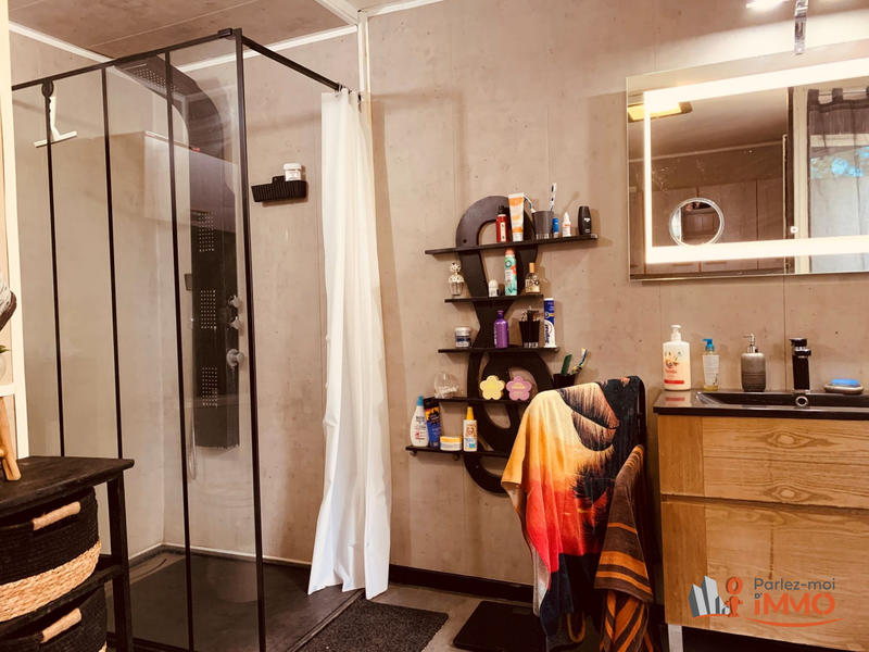 Villa - 172 m² - 8 pièces