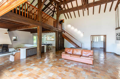 Maison - 265 m² - 7 pièces