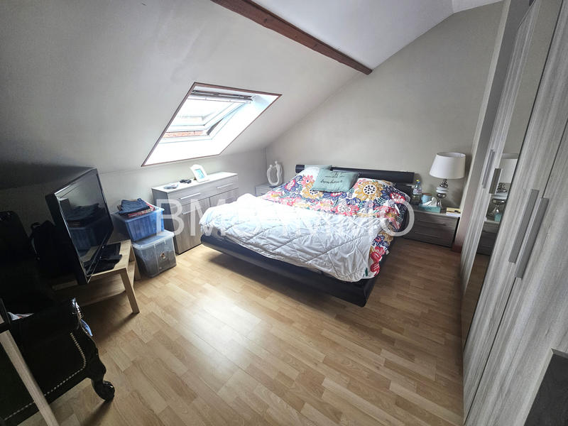 Maison - 96 m² - 5 pièces