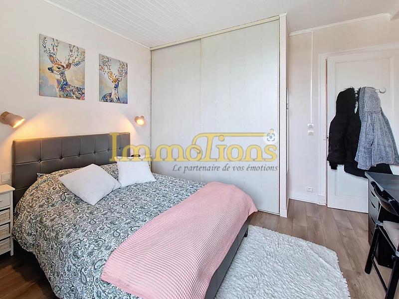 Appartement - 90 m² - 4 pièces