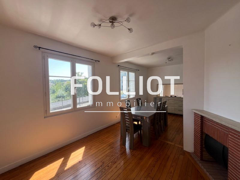 Appartement - 94 m² - 4 pièces