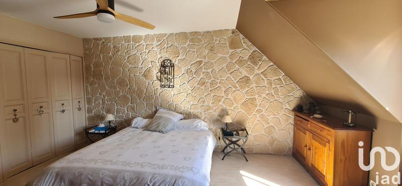 Maison - 219 m² - 6 pièces