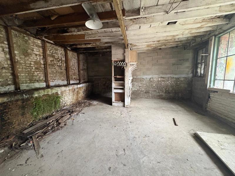 Terrain constructible - 215 m²