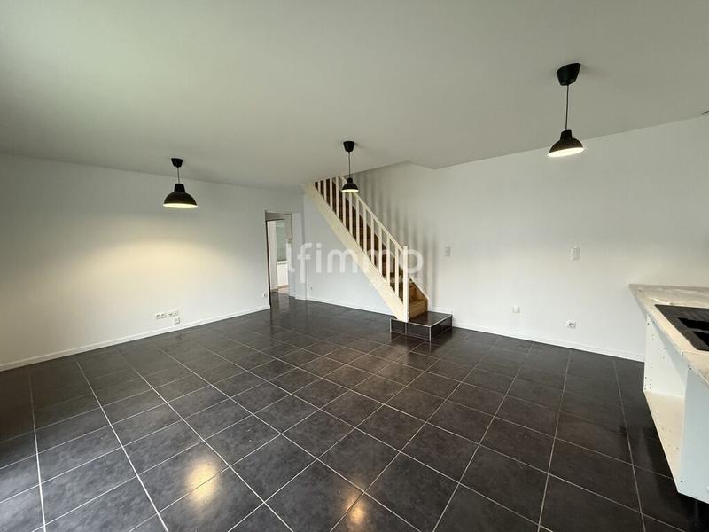 Immeuble - 150 m² - 8 pièces