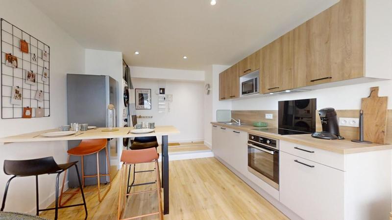 Appartement - 74 m² - 5 pièces