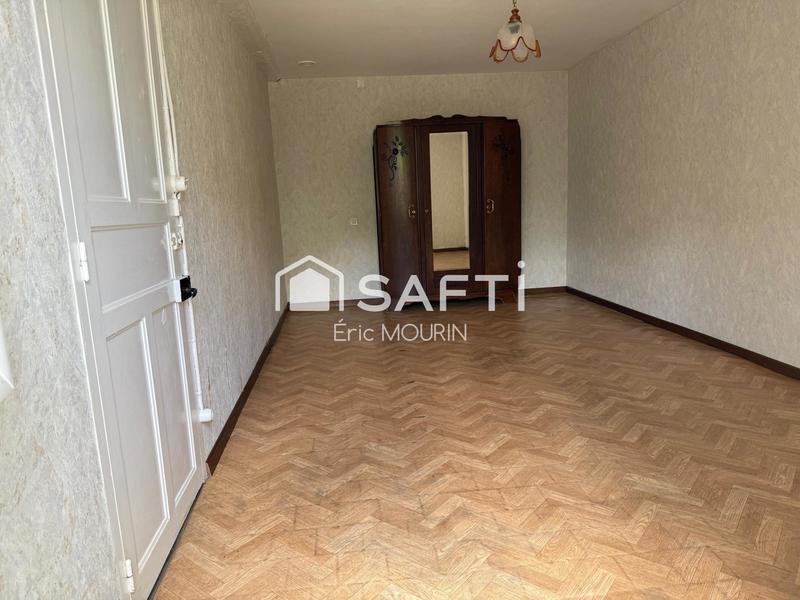 Maison - 90 m² - 5 pièces