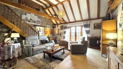 Maison - 100 m² - 6 pièces