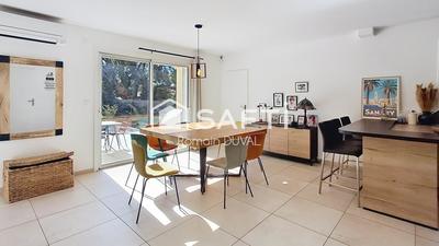 Maison - 121 m² - 5 pièces