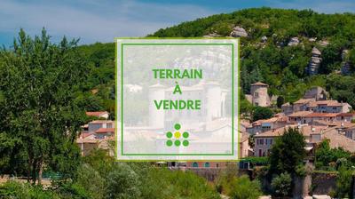 Terrain constructible - 1 752 m²