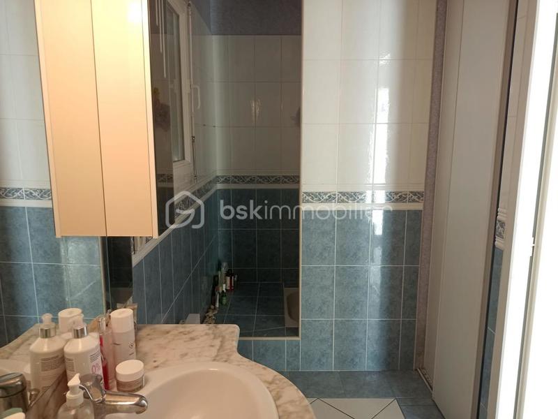 Villa - 177 m² - 6 pièces