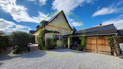 Maison - 140 m² - 7 pièces