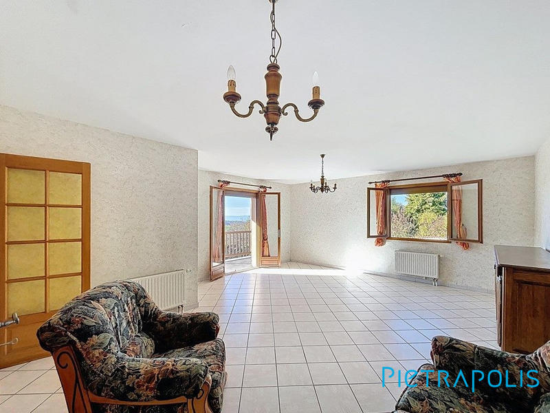 Villa - 93 m² - 4 pièces