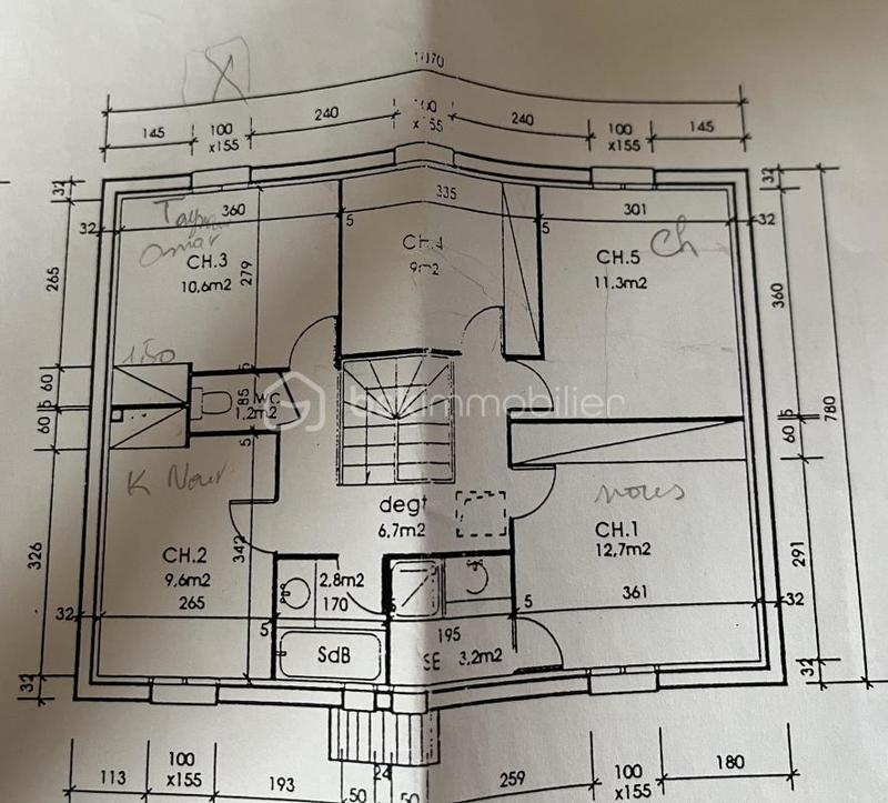Maison - 136 m² - 7 pièces