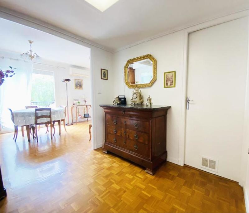 Appartement - 81 m² - 4 pièces