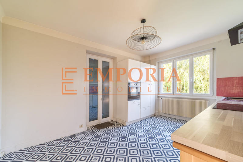 Maison - 150 m² - 7 pièces