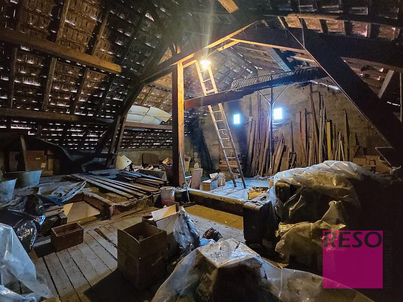 Maison - 290 m² - 10 pièces