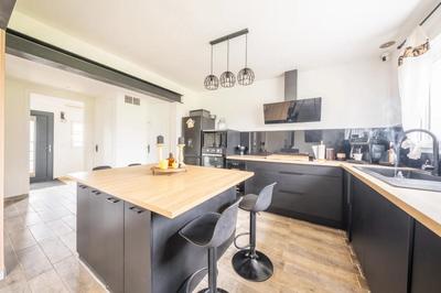 Maison - 81 m² - 4 pièces