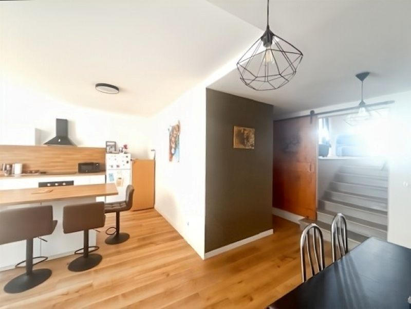 Maison - 133 m² - 6 pièces