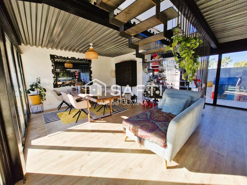 Maison - 160 m² - 6 pièces