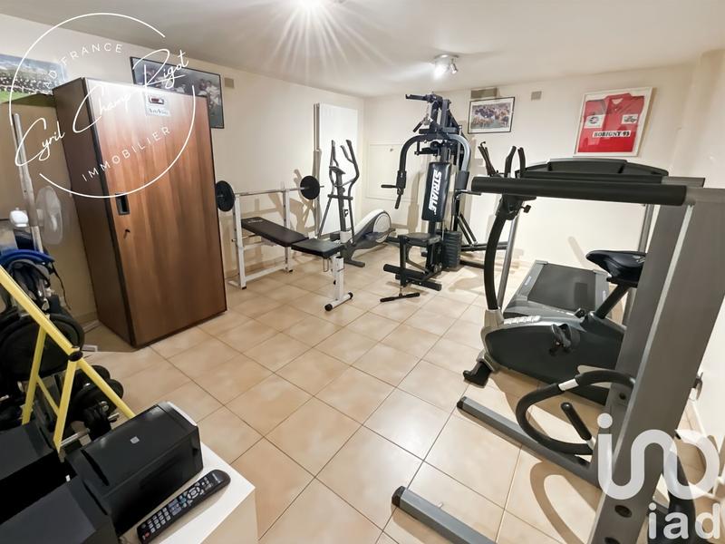 Maison - 151 m² - 8 pièces