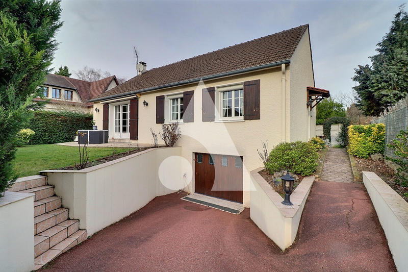 Maison - 94 m² - 5 pièces