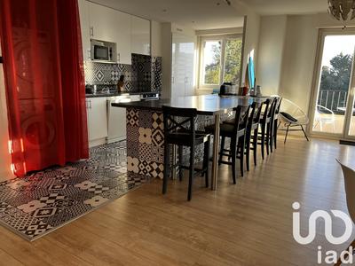 Appartement - 100 m² - 5 pièces