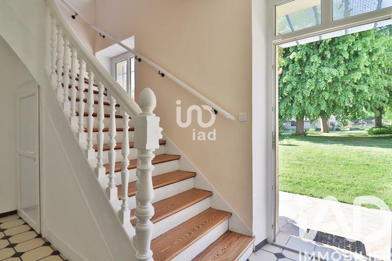 Maison - 180 m² - 7 pièces