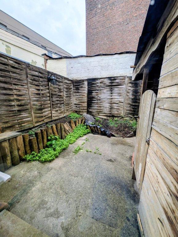 Immeuble - 72 m² - 4 pièces