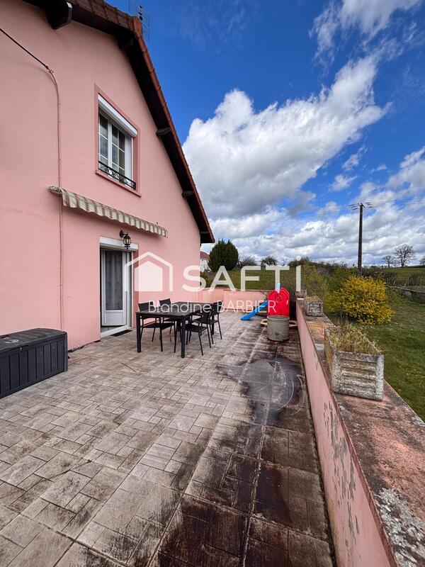 Maison - 174 m² - 7 pièces