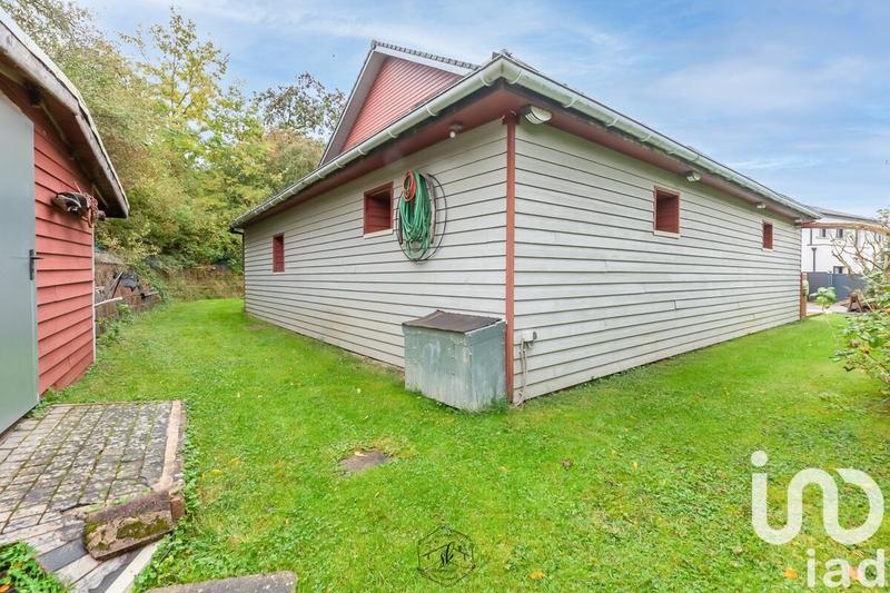 Maison - 205 m² - 7 pièces