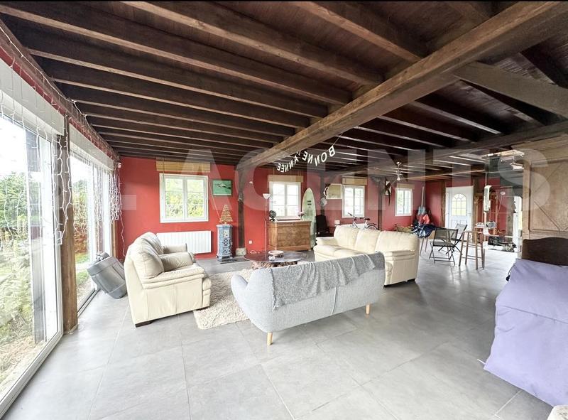 Maison - 314 m² - 11 pièces