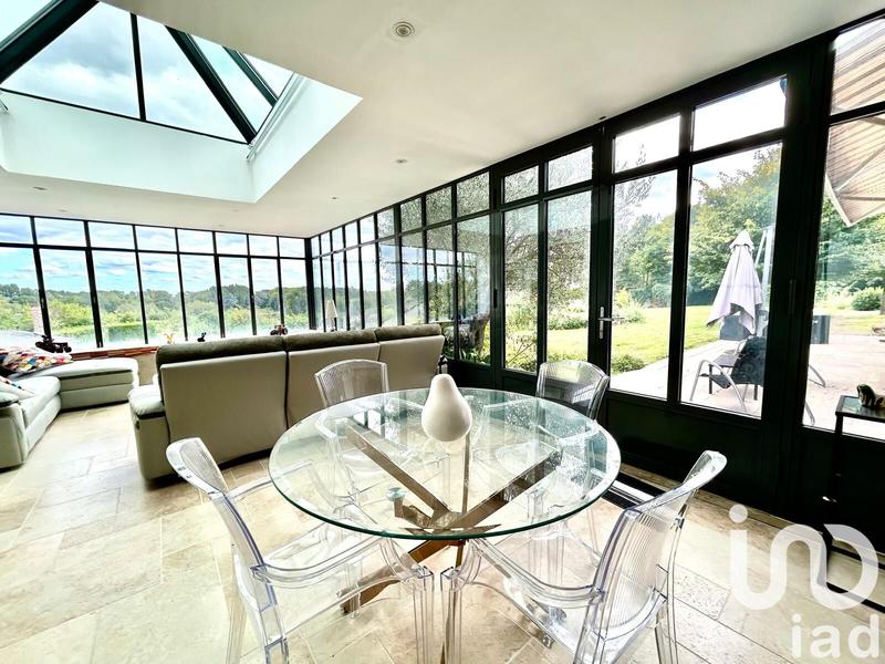 Maison - 360 m² - 10 pièces