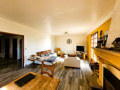 Maison - 177 m² - 7 pièces