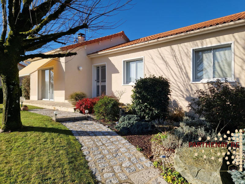 Maison - 106 m² - 4 pièces
