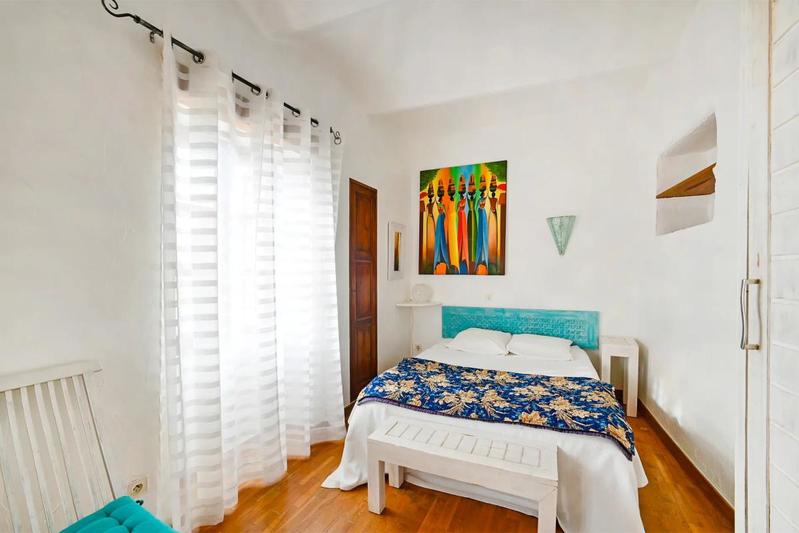 Mas - 339 m² - 12 pièces