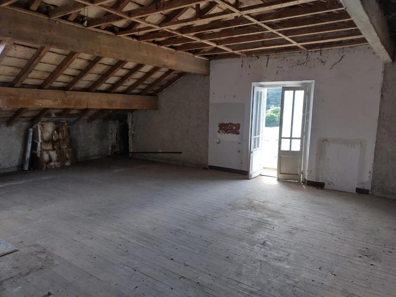 Maison - 240 m² - 11 pièces