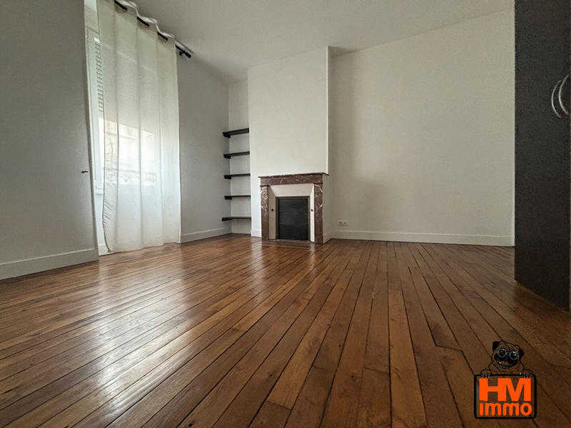 Maison - 180 m² - 9 pièces