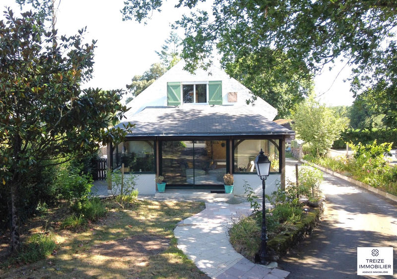 Maison - 165 m² - 7 pièces