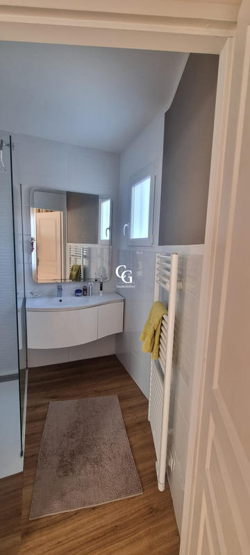 Maison contemporaine - 159 m² - 6 pièces