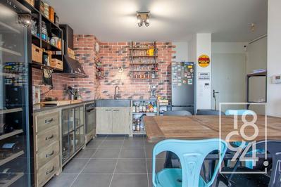 Appartement - 60 m² - 3 pièces