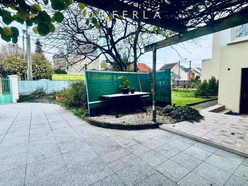 Maison - 105 m² - 6 pièces