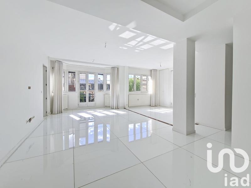 Appartement - 99 m² - 4 pièces